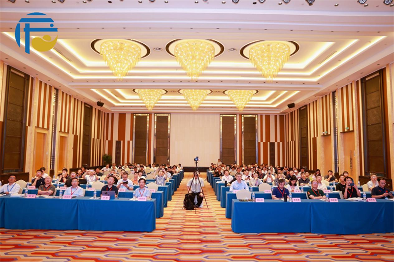 Att bygga en Zero Waste City tillsammans: Quangong aktieinnehav ger grön intelligent tegeltillverkningsteknik till industritoppmötet